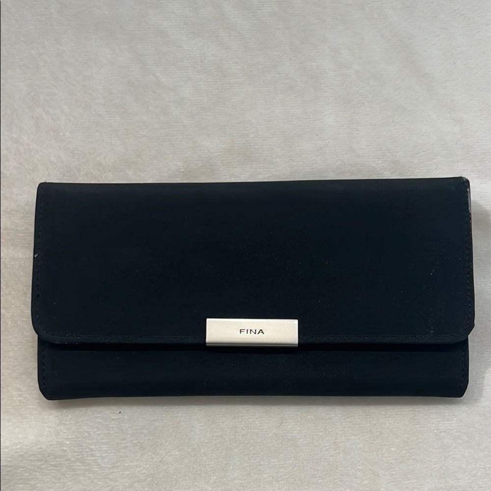 Fina Black Wallet